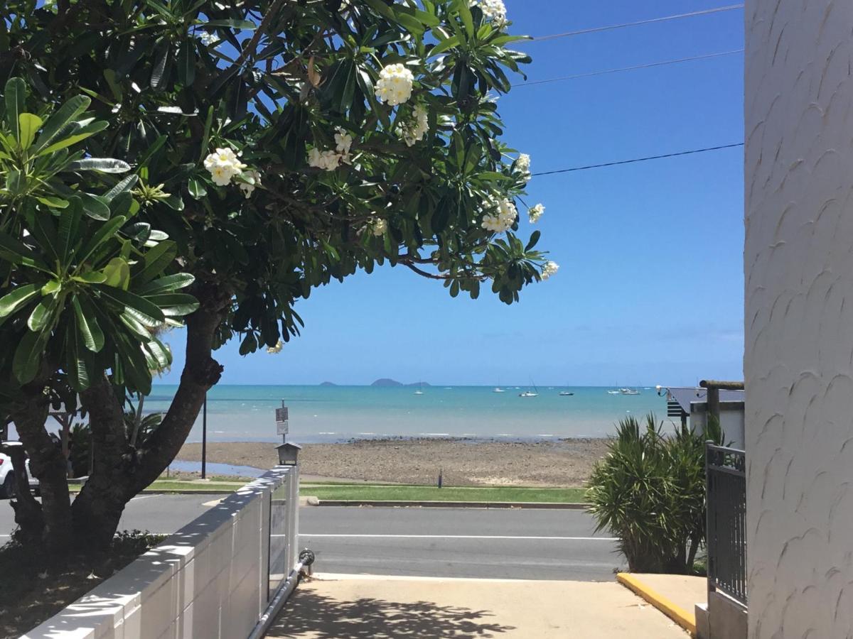 Whitsunday Waterfront Apartments Airlie Beach Exterior foto