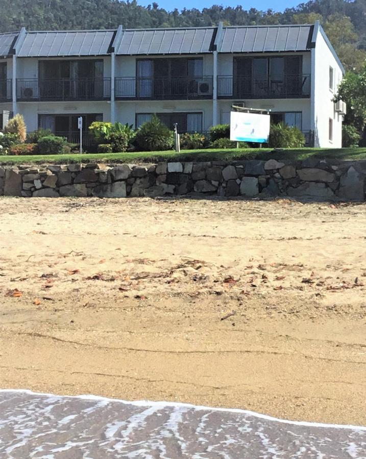 Whitsunday Waterfront Apartments Airlie Beach Exterior foto