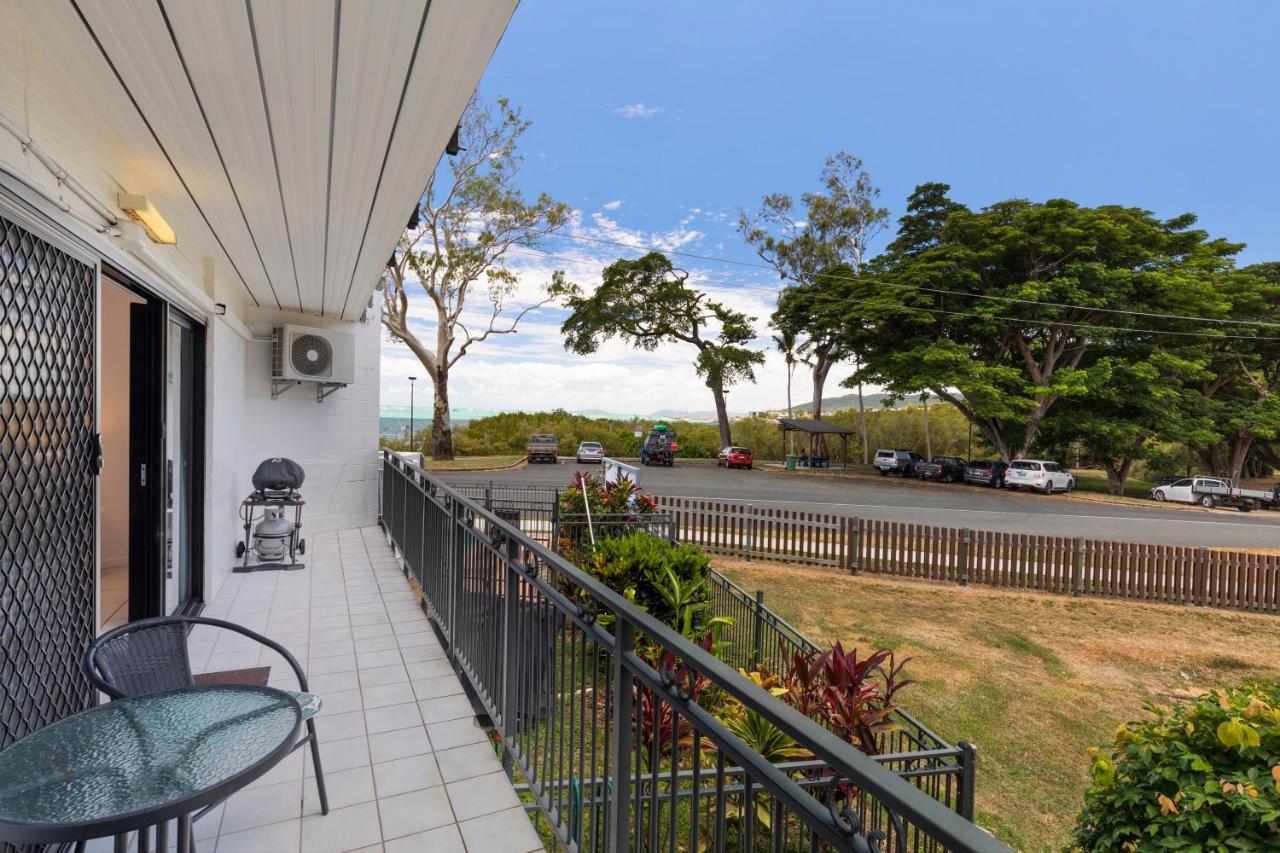 Whitsunday Waterfront Apartments Airlie Beach Exterior foto