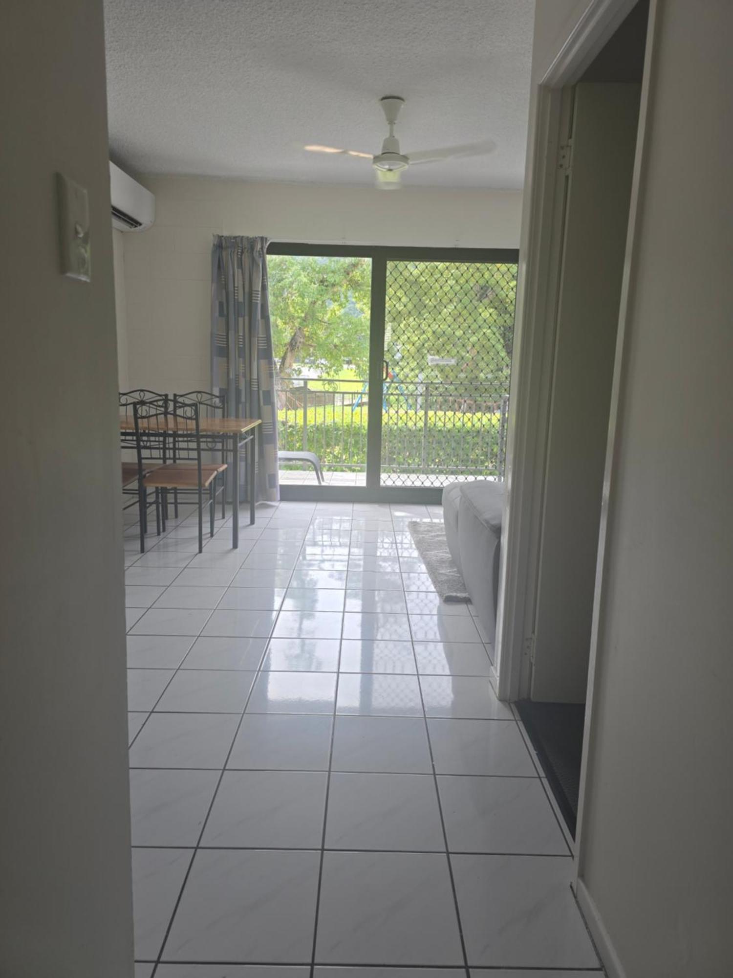 Whitsunday Waterfront Apartments Airlie Beach Exterior foto